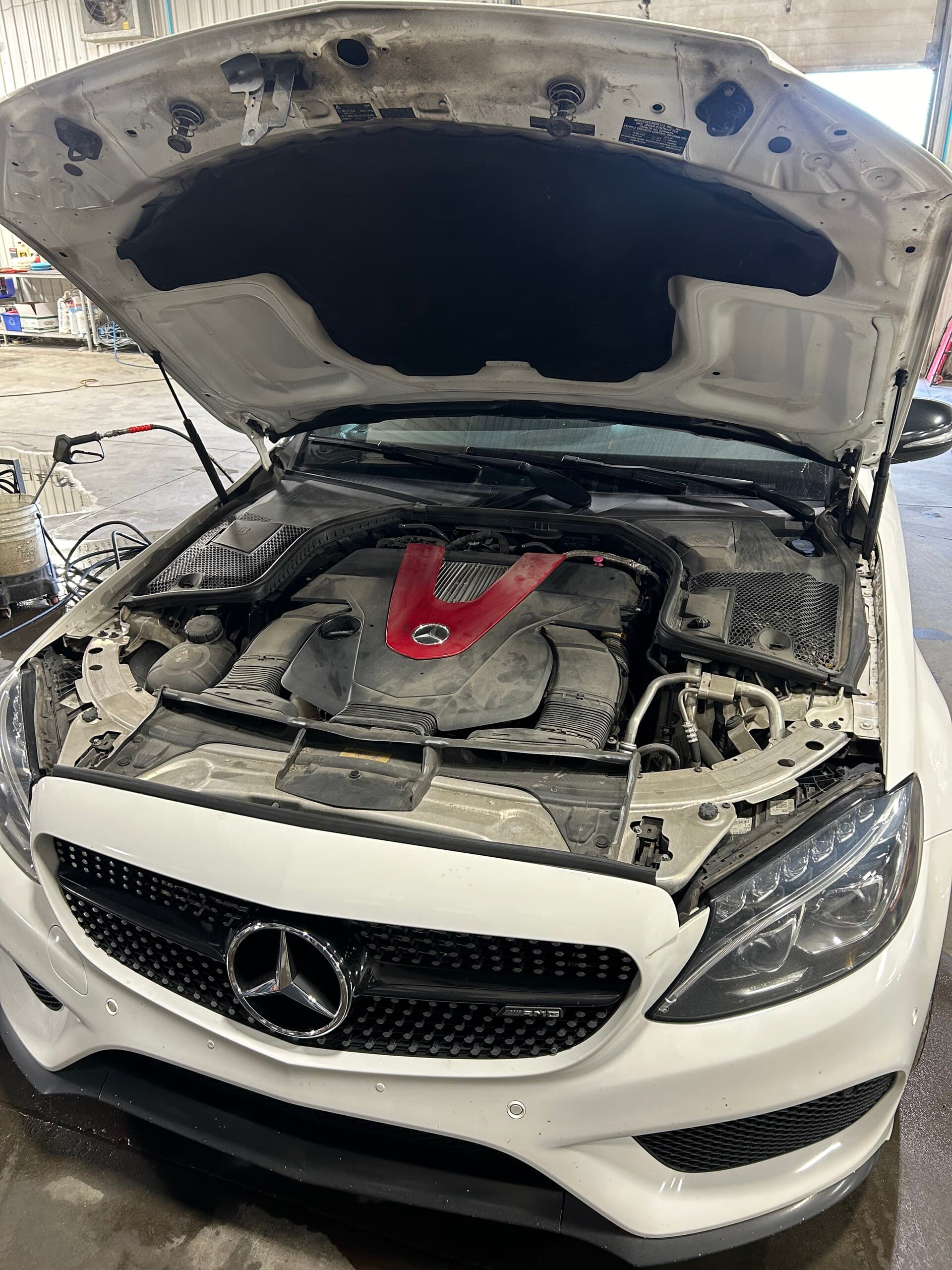 motor mercedes benz amg — Avant