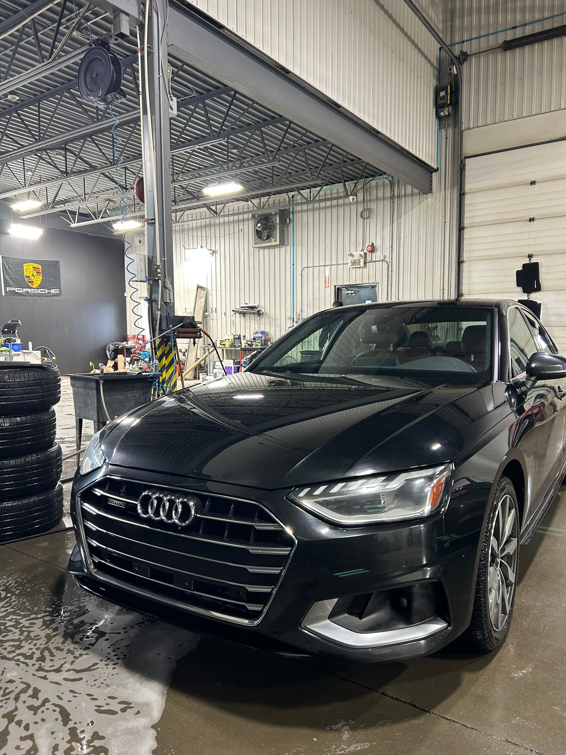 Audi auto detailing by SoClean Detailz, Saint-Eustache