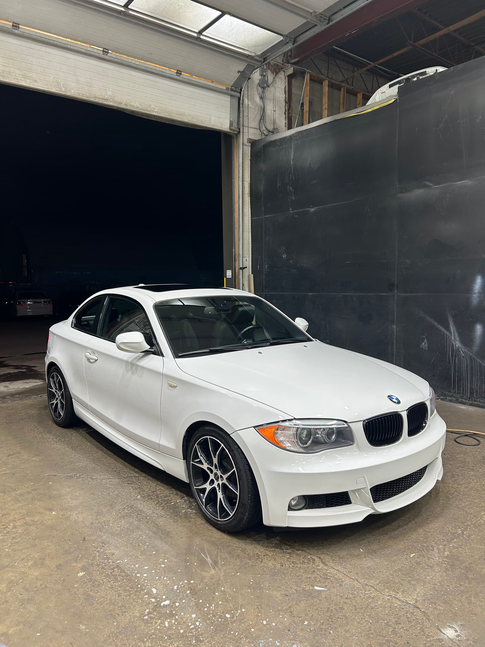 BMW 128i auto detailing by SoClean Detailz, Saint-Eustache