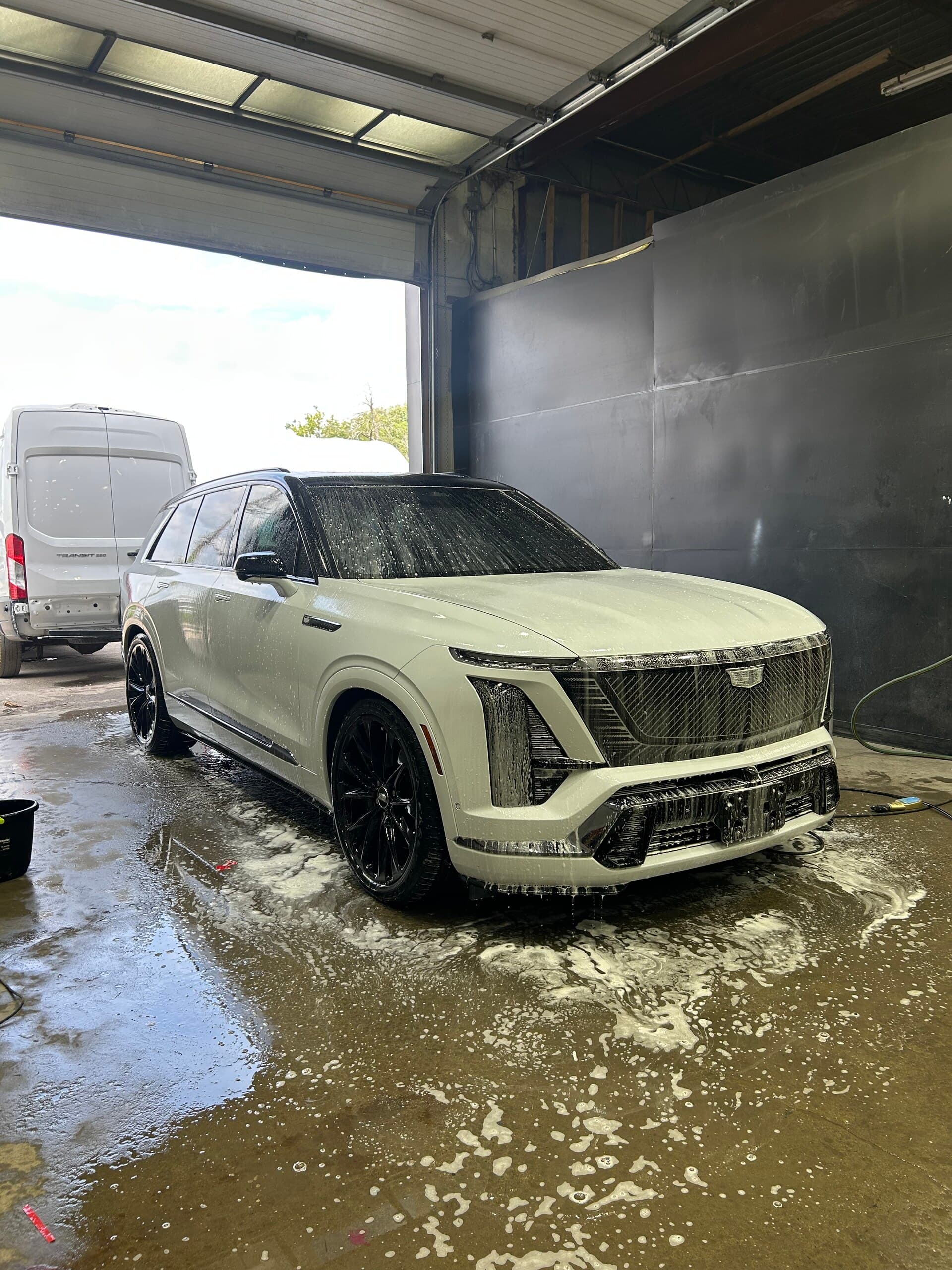 Cadillac Escalade auto detailing by SoClean Detailz, Saint-Eustache
