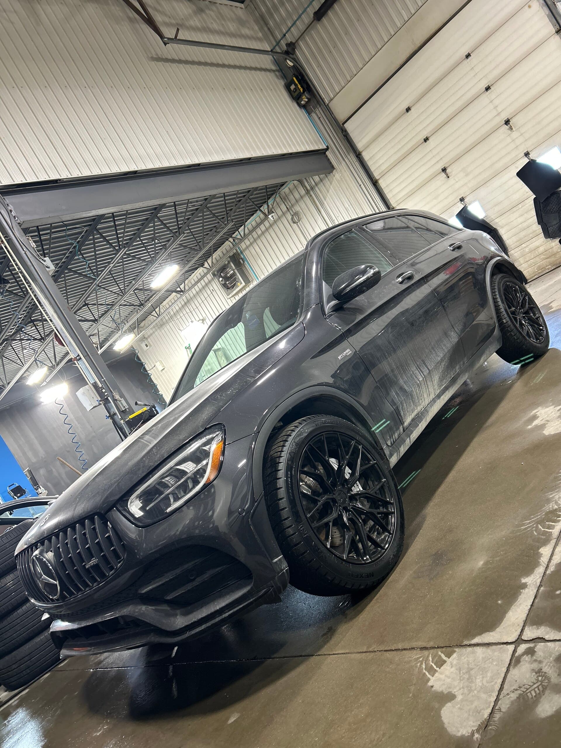 Mercedes Benz AMG 2