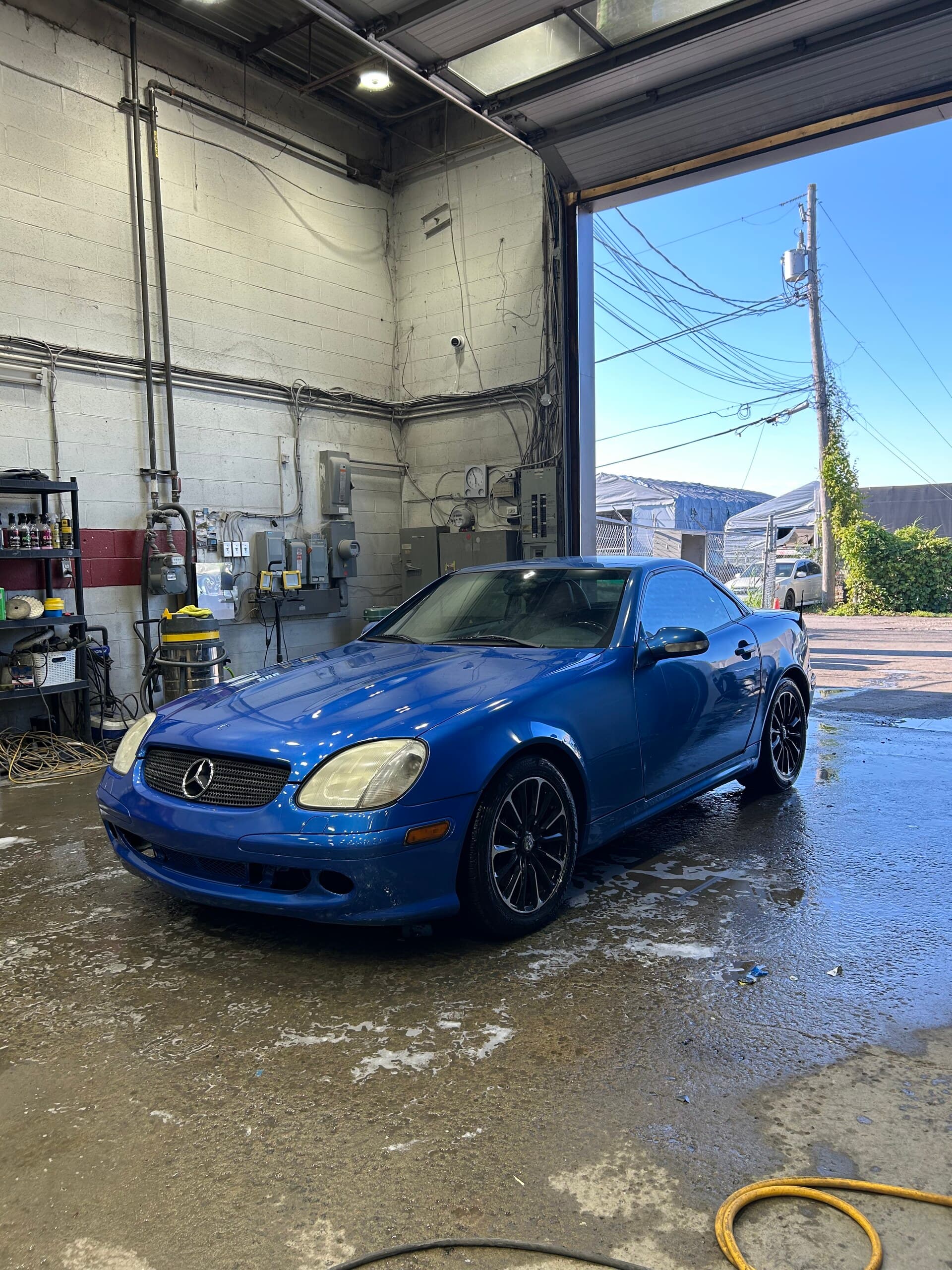 Mercedes SLK auto detailing by SoClean Detailz, Saint-Eustache